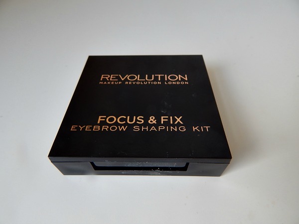 Makeup Revolution Eyebrow Kit 1